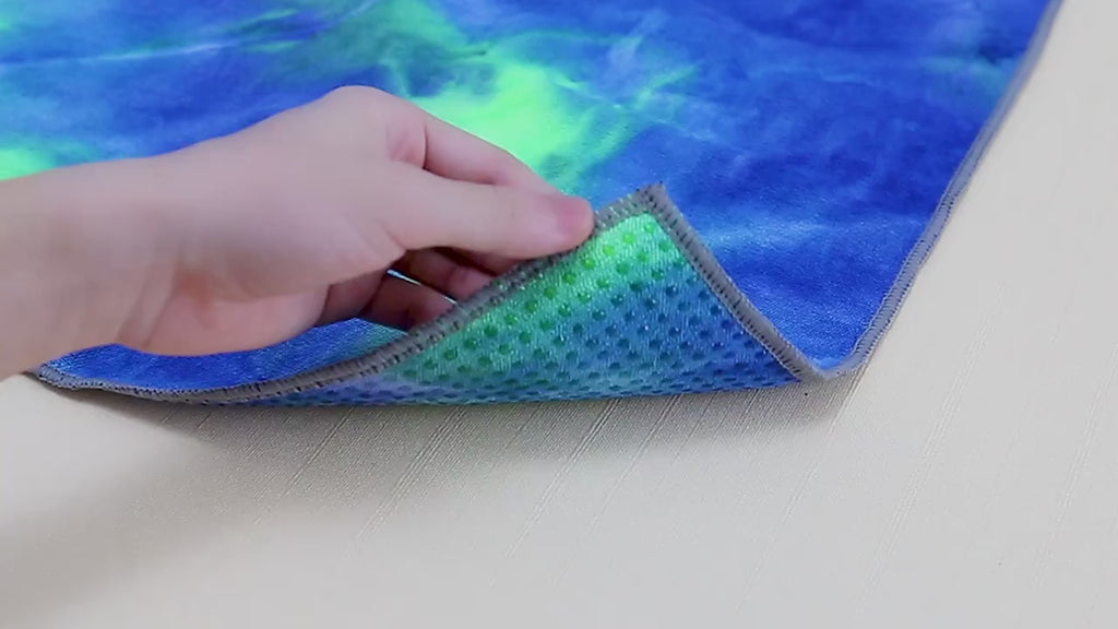 Tie-Dye Hot Yoga Mat Towel with Grip Dots — 72 × 25 Inch